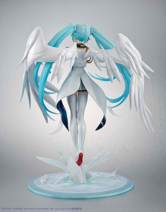 GUNDAM X HATSUNE MIKU - Lucra Miku x Wing Gundam Zero - Statue 27cm