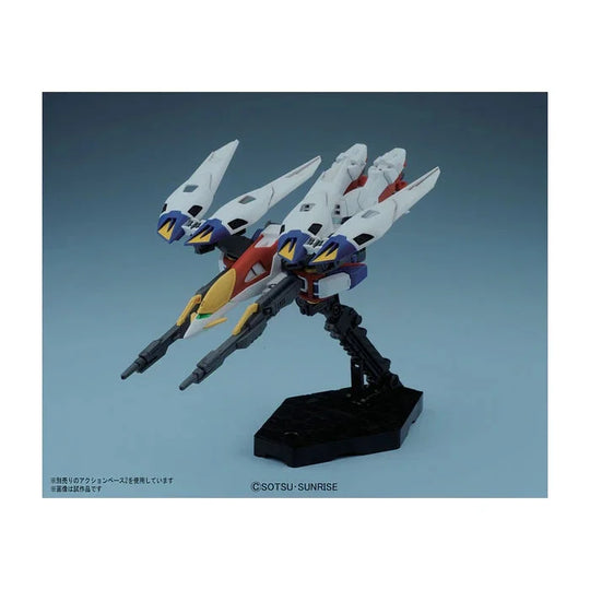 GUNDAM - HGAC Wing Gundam Zero - Model Kit - 13cm