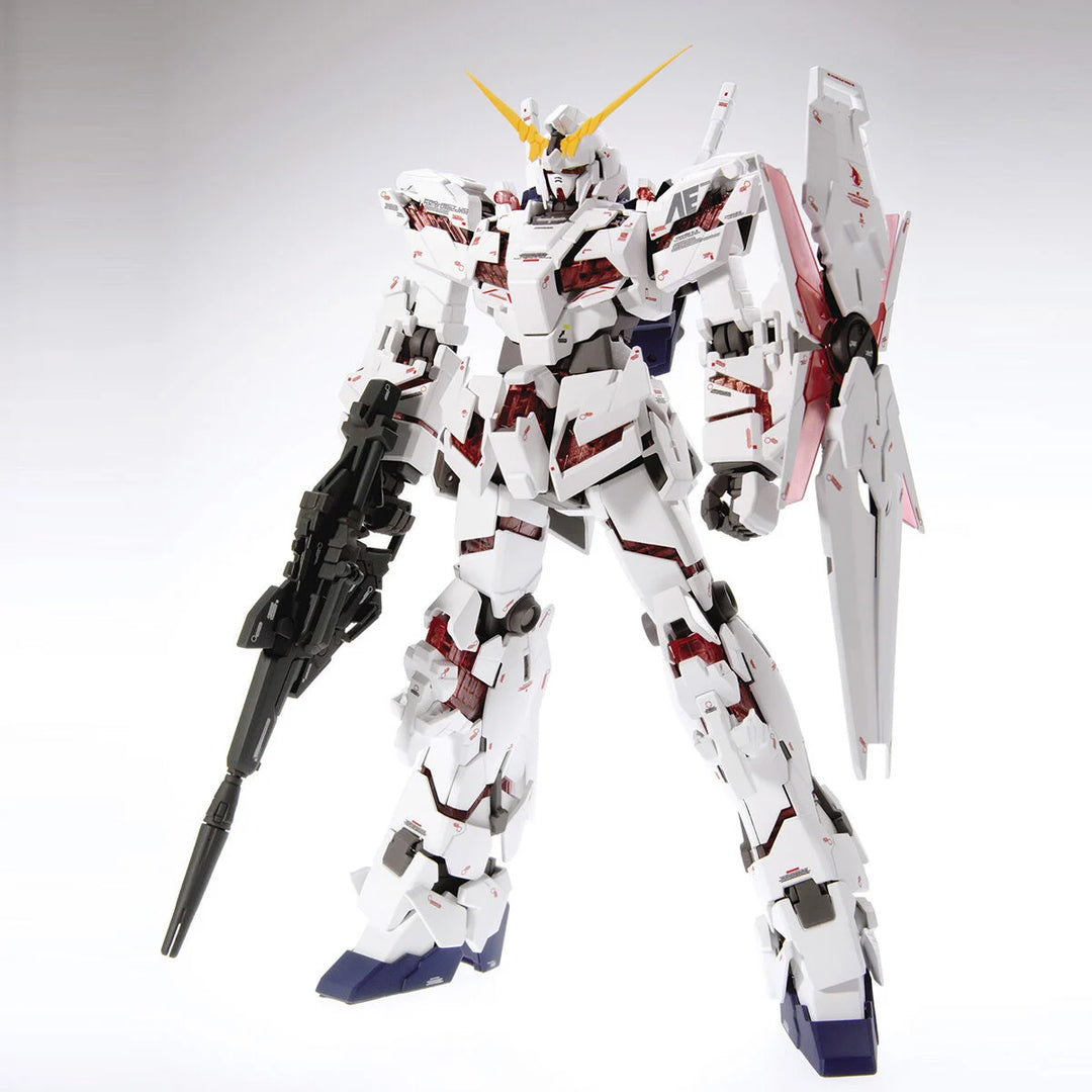 GUNDAM - MG 1/100 Unicorn Gundam Ver. Ka  - Model Kit