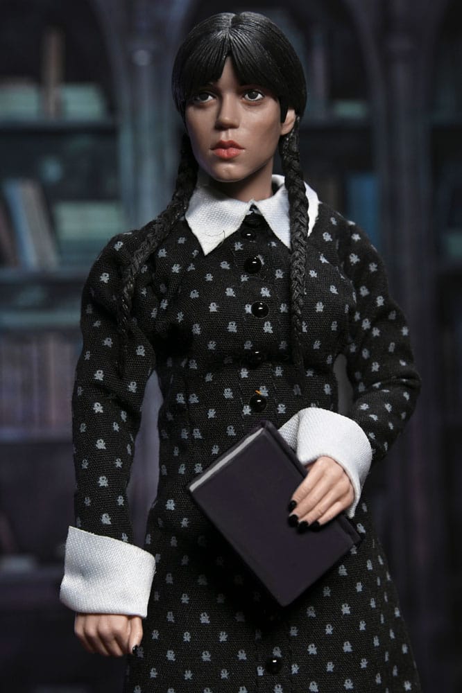 WEDNESDAY - Wednesday - Figure 20cm