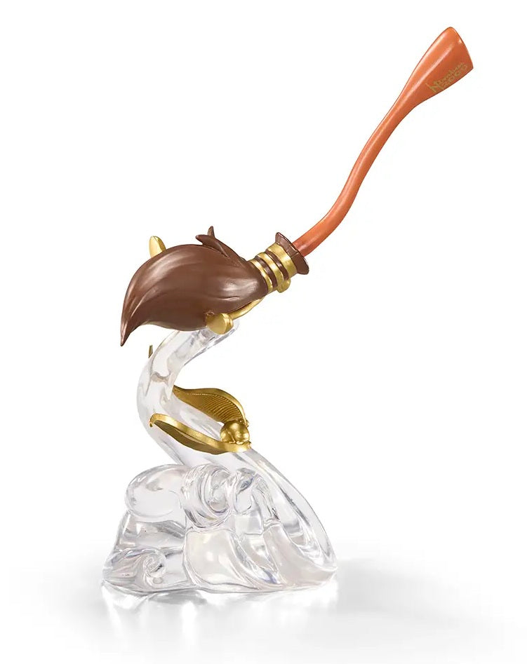 HARRY POTTER - Nimbus 2000 & Golden Snitch - Statue Prop-Ups 14cm