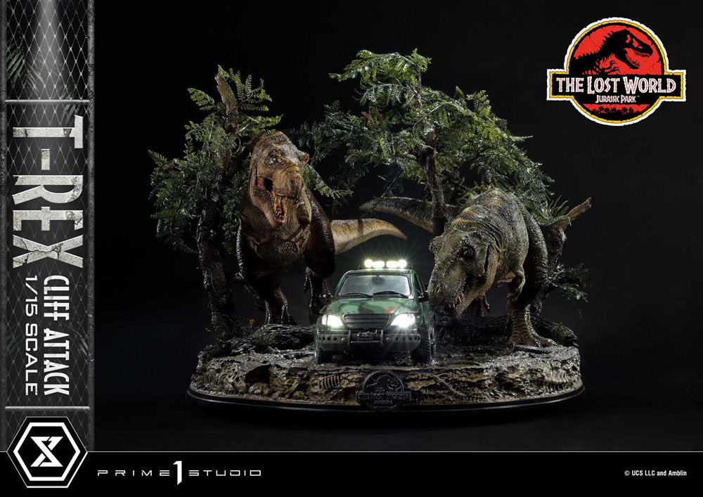 JURASSIC PARK THE LOST WORLD - T-Rex Cliff Attack -Statue 1/15 53cm