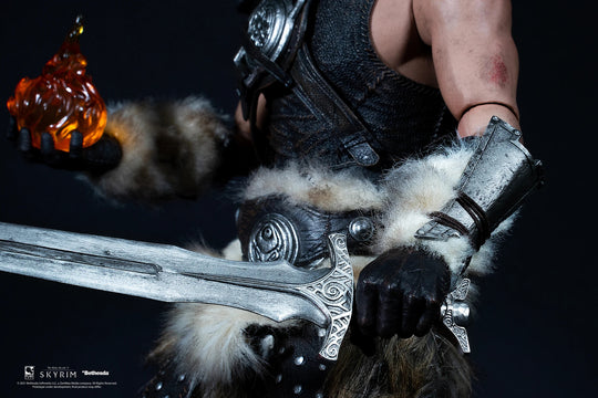 SKYRIM - Dragonborn standard - Action Figure '22x9x35cm'