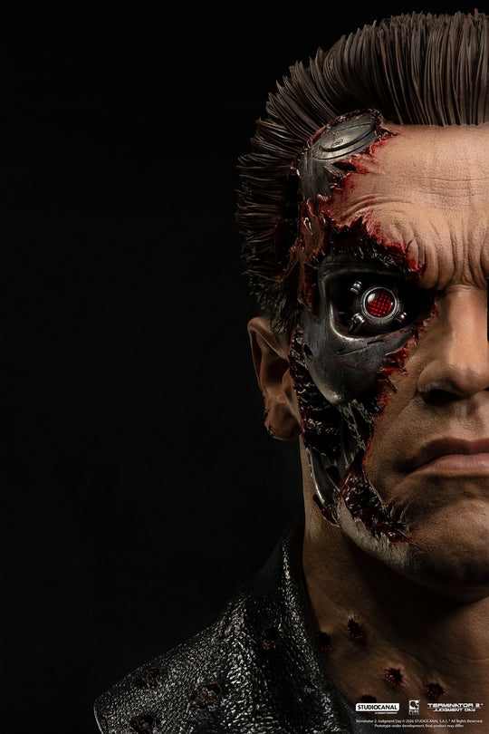 TERMINATOR 2 - T-800 Model 101 Battle Damaged -Scale Art Mask 1/1 47cm