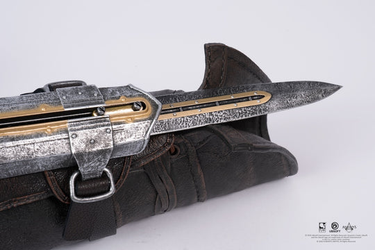 ASSASSIN'S CREED BLACK FLAG - Edward Hidden Blade - Replica 1/1