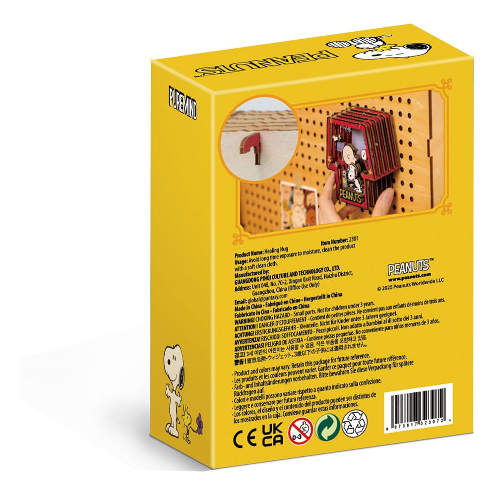 PEANUTS - Healing Hug - Wood Model Kit Theater