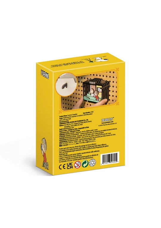 PEANUTS - Summer Snapshot - Wood Model Kit Theater