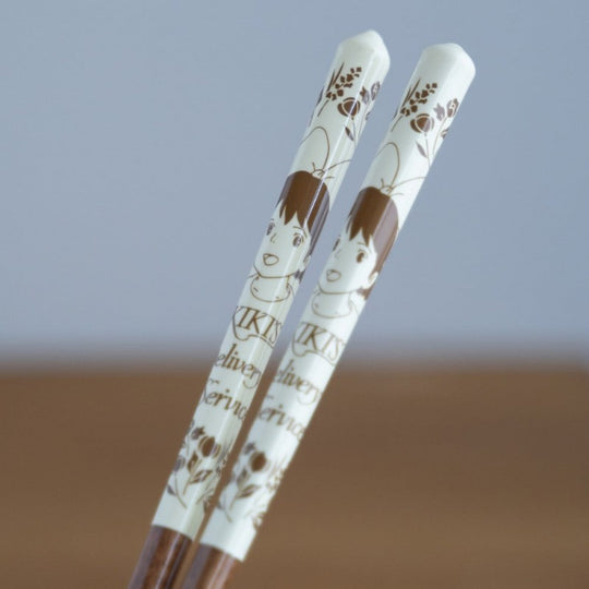 KIKI'S DELIVERY SERVICE - Yellow Sketches - Lacquered Chopstick 21cm