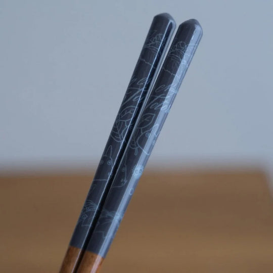 MY NEIGHBOR TOTORO - Navy Blue Sketches - Lacquered Chopstick 21cm