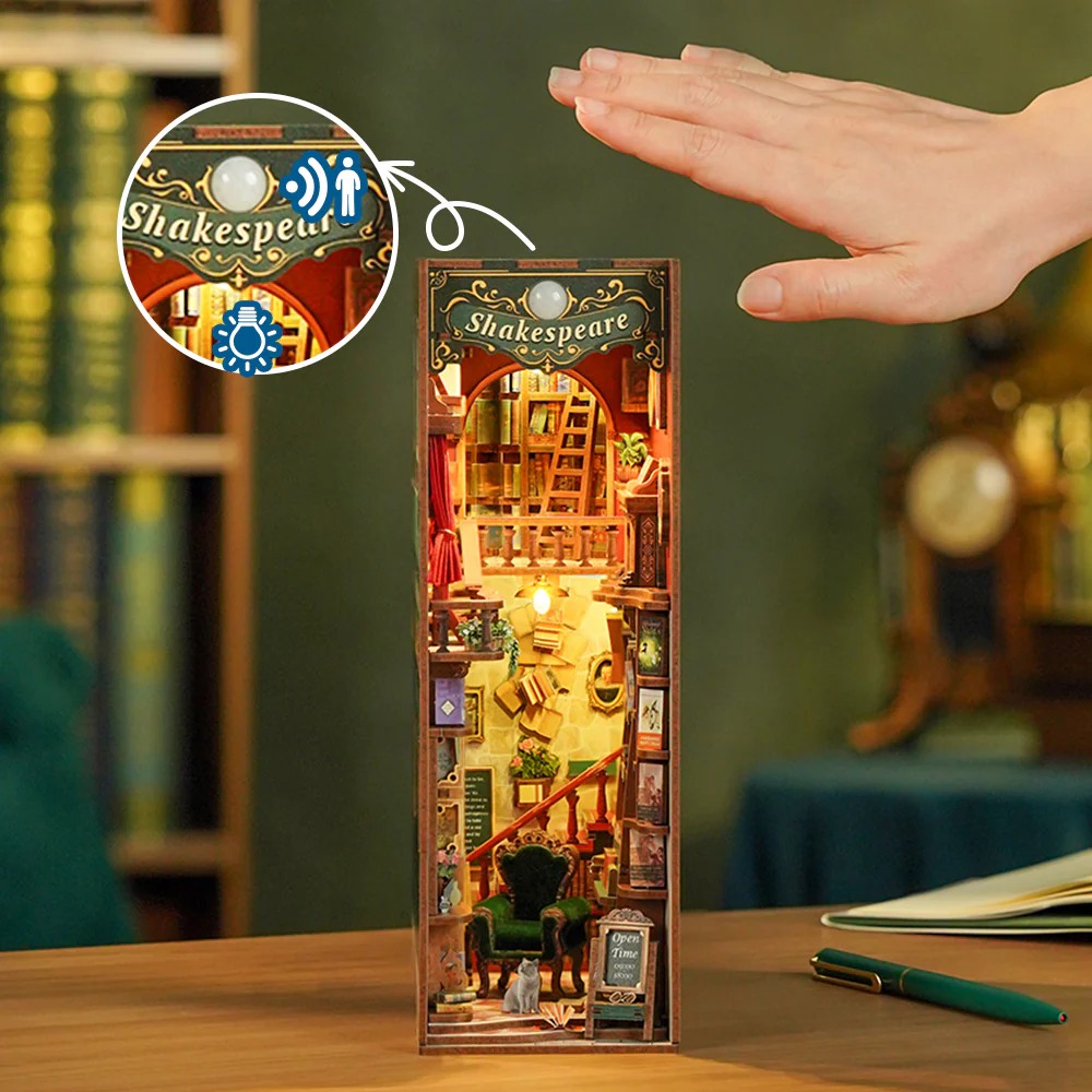 BOOK NOOK KIT - DIY- Left Bank Bookstore - 347pcs + LED Light