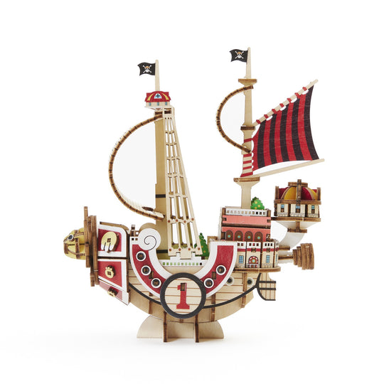ONE PIECE - Thousand Sunny - Wood Model Kit 13.2x6.4x14.5cm
