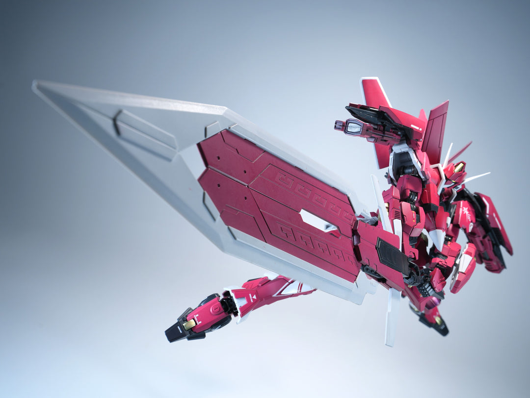 X-PLAY - J-20 Cang Wei Crimson Flowing Gold - Model Kit 21cm