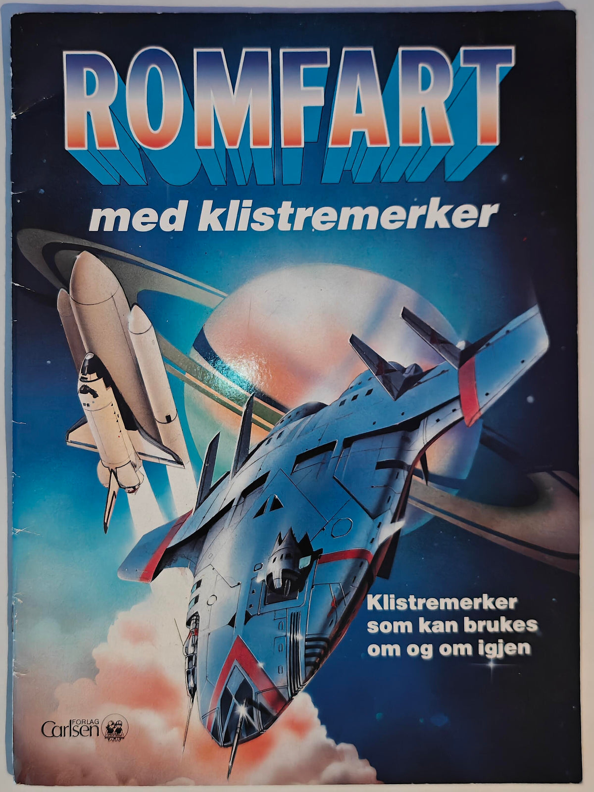 Romfart med klistremerker