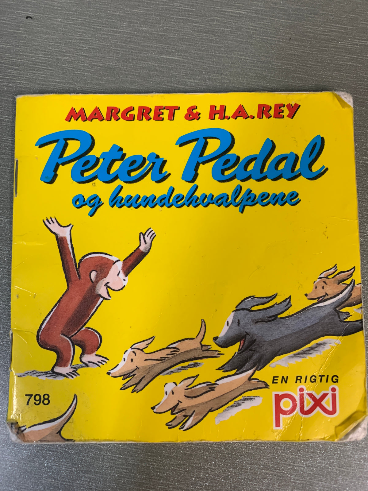 Peter Pedal og hundehvalpene