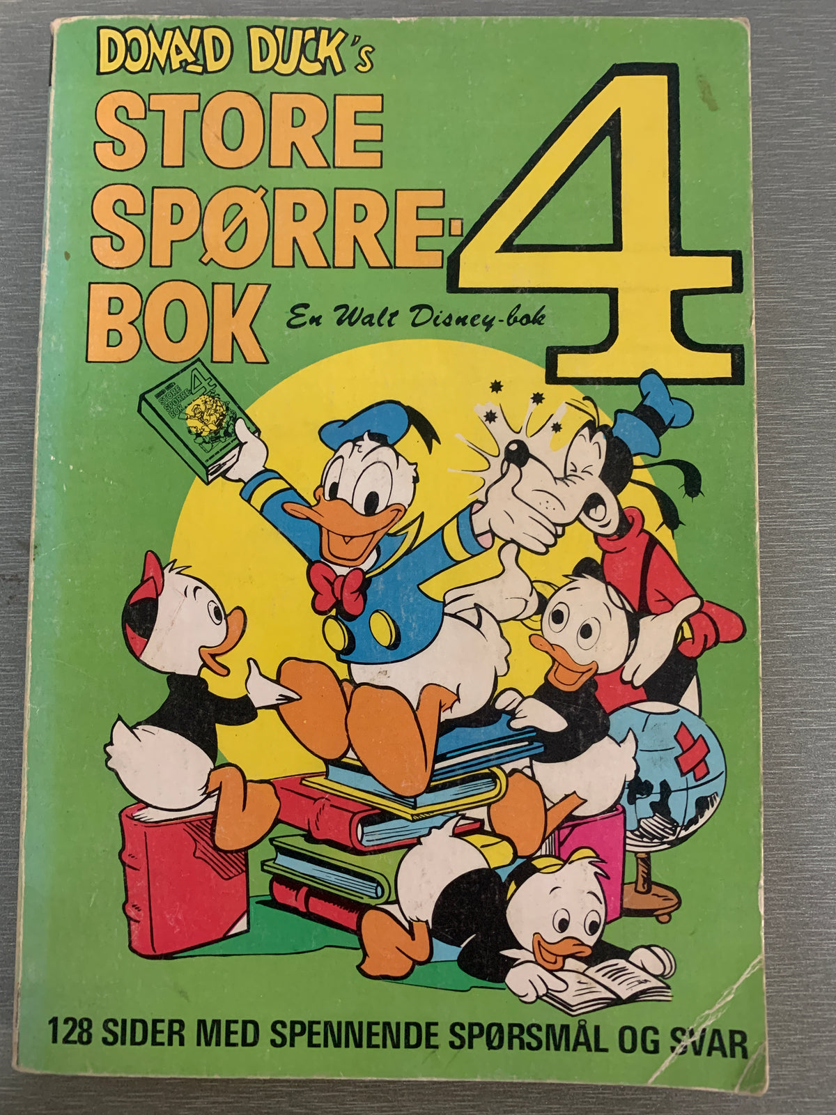 Donald Duck's Store Spørrebok 4