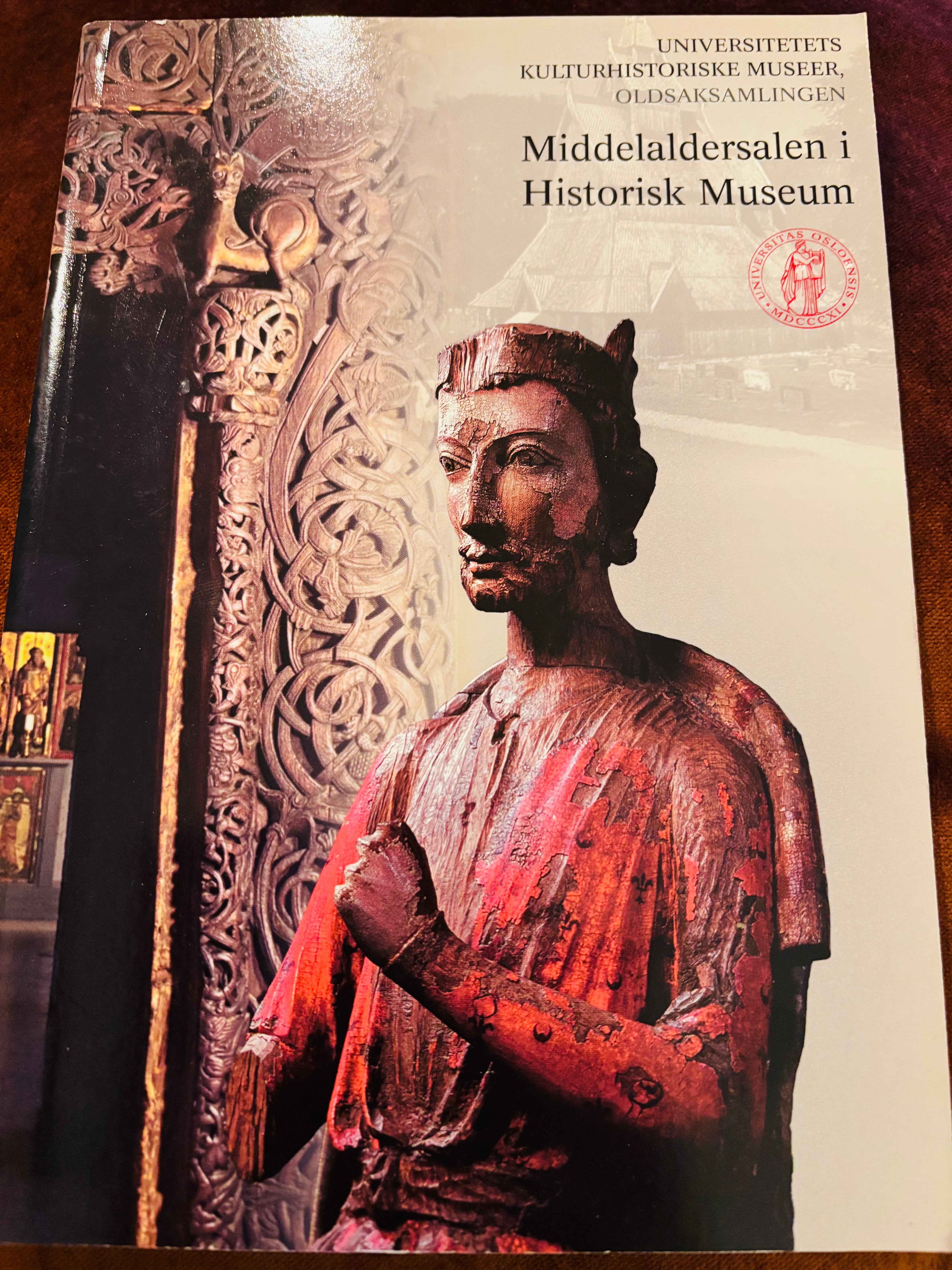 Middelaldersalen i Historisk Museum. Hefte.