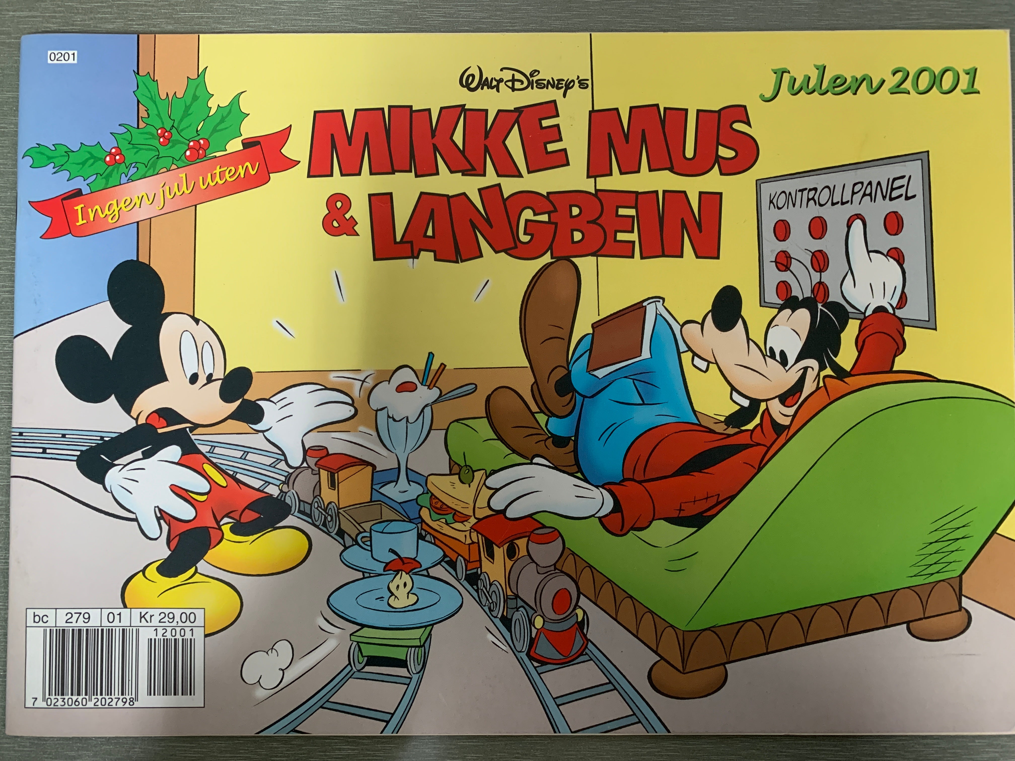 Mikke Mus & Langbein. 2001. Julehefte.