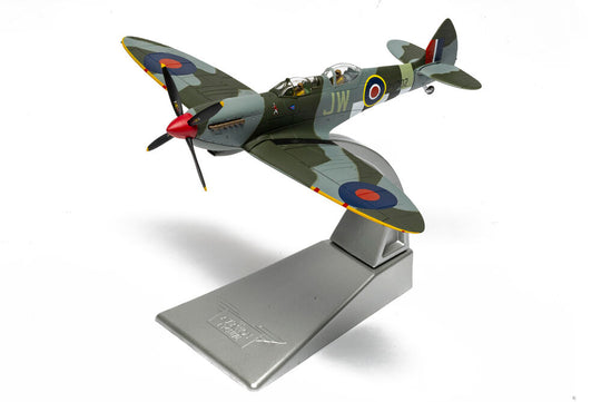 Supermarine Spitfire T9, PV202/’JW’ (G-CCCA), Presented as Spitfire MK.IX ML365/JW,135 Wing, 2nd Tactical Air Force, Aircraft operated by Aerial Collective, Duxford Airfield