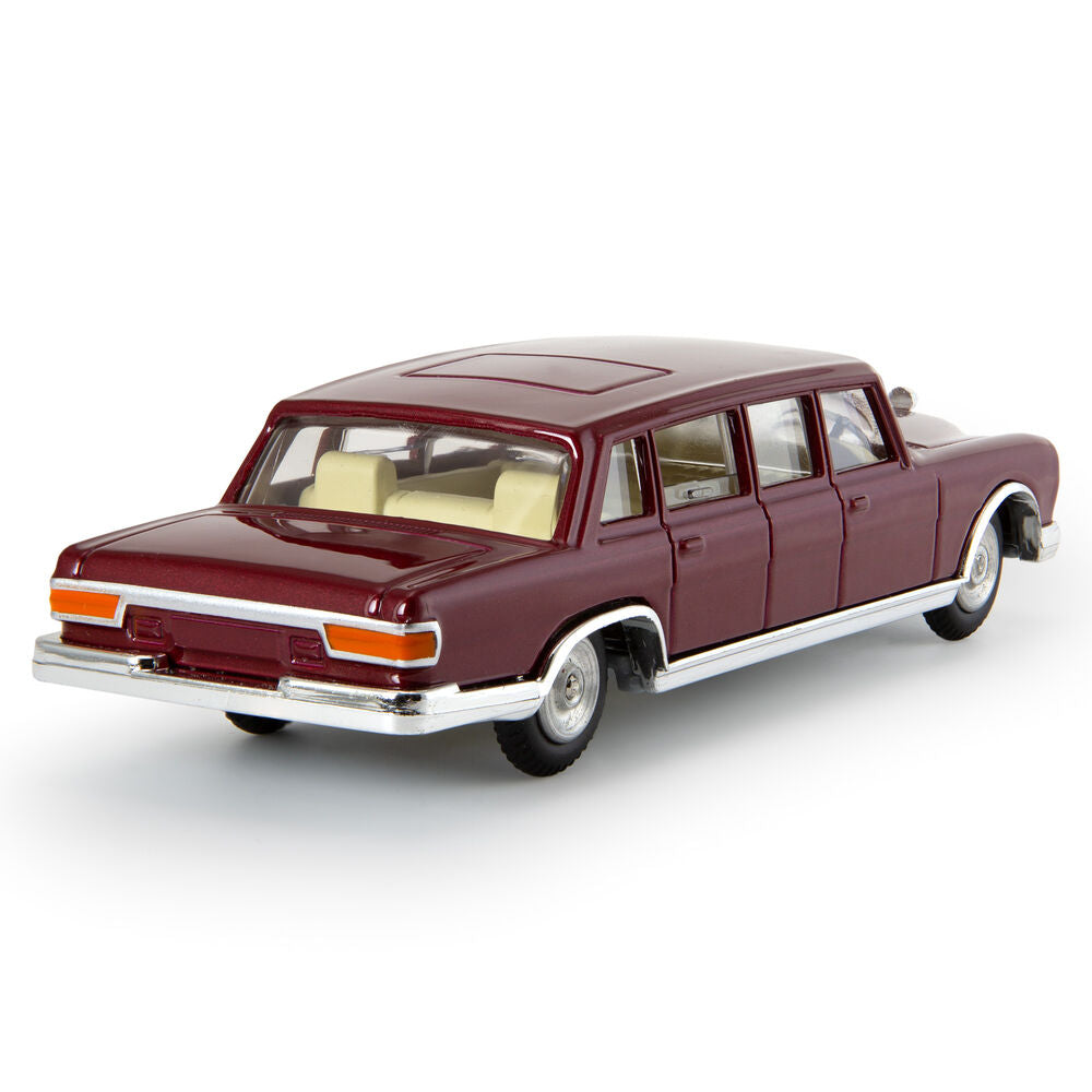 247 Mercedes Benz 600 Pullman