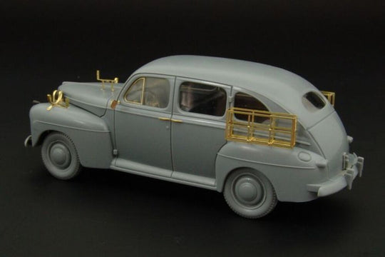 U S Army Staff Car 1942