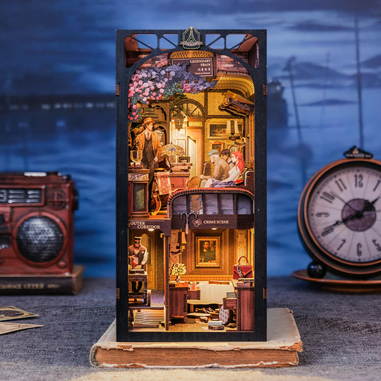 BOOK NOOK KIT - DIY - Mystery Train - 338pc + LED Light