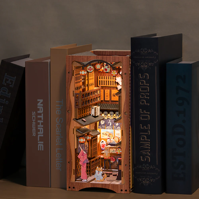 BOOK NOOK KIT - DIY - Under The Sakura Tree - 214pc + LED Light