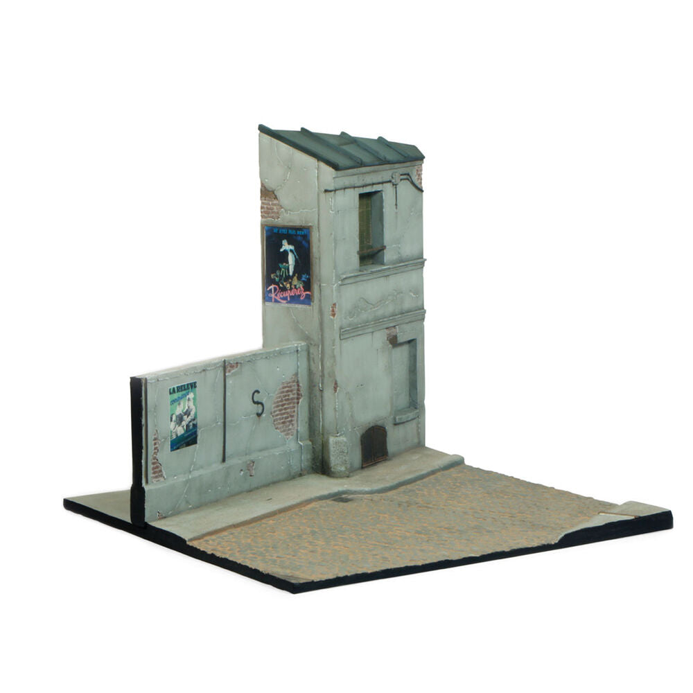 Vallejo Scenics: French Street 24 x 23 x 21 cm