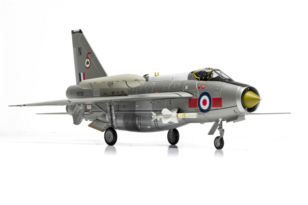English Electric Lightning F.6 XR726/N, RAF No.5 Squadron, Binbrook Wing, RAF Leconfield deployment, May 1973