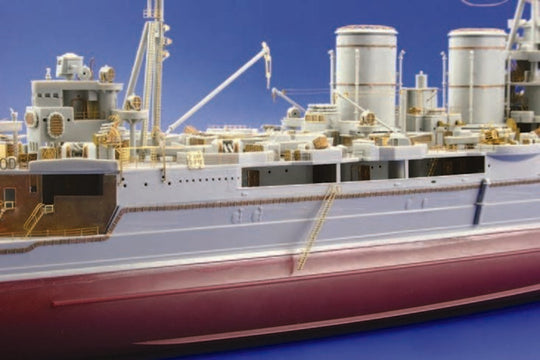 HMS Hood für Trumpeter-Bausatz