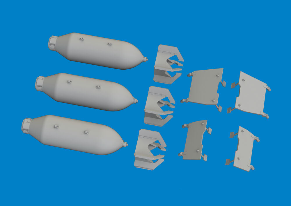 P-40 500lb M64 US bombs  EDUARD