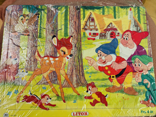 Snehvit og Bambi. Puslespill.