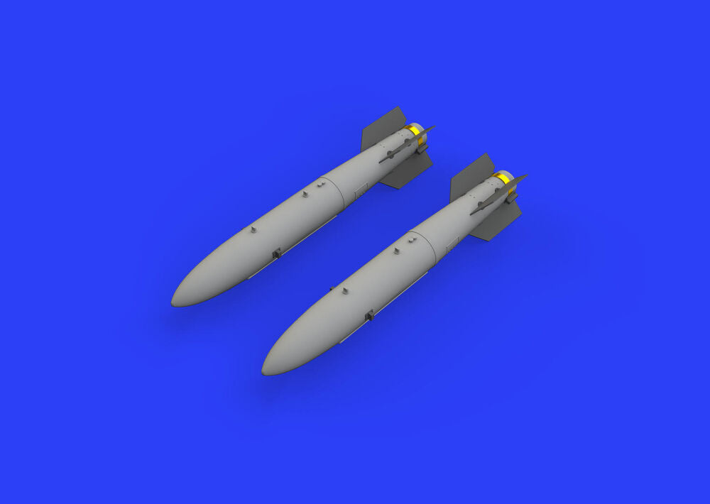 B43-0 Nuclear Weapon w/SC43-4/-7 tail assembly
