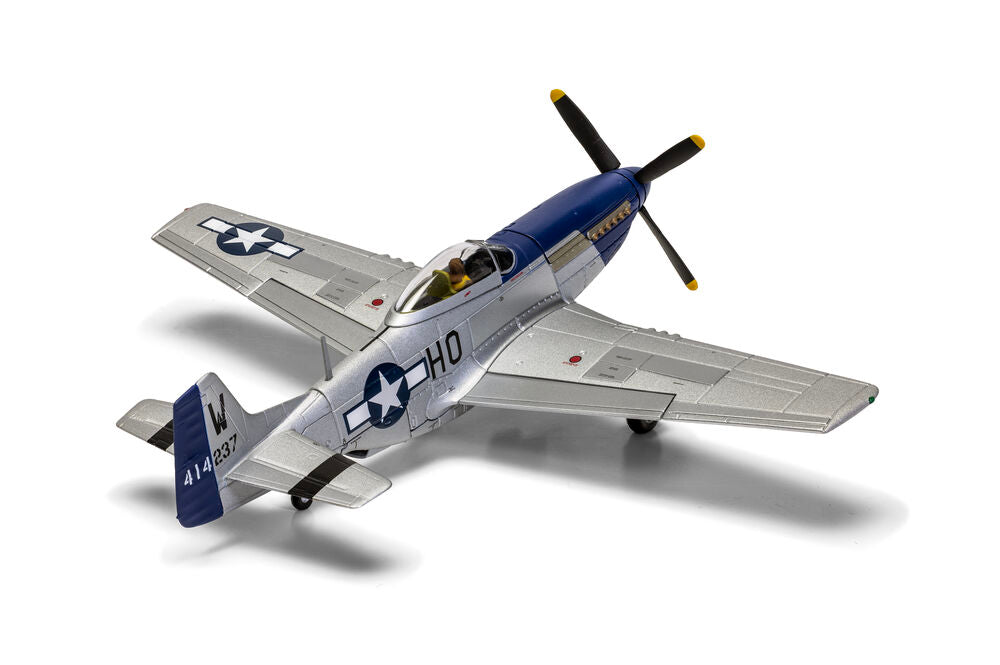 North American P-51D Mustang, ‘Moonbeam McSWINE’, William T. ‘Bill’ Whisner Jr, 1945