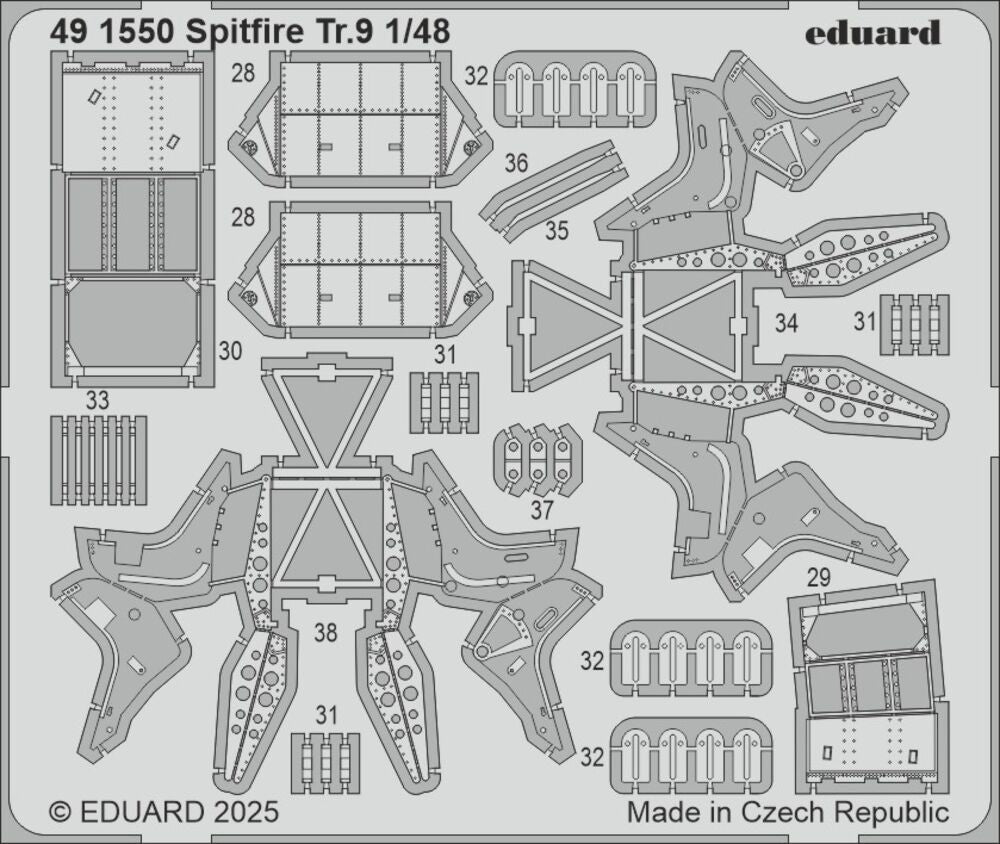Spitfire Tr.9  AIRFIX