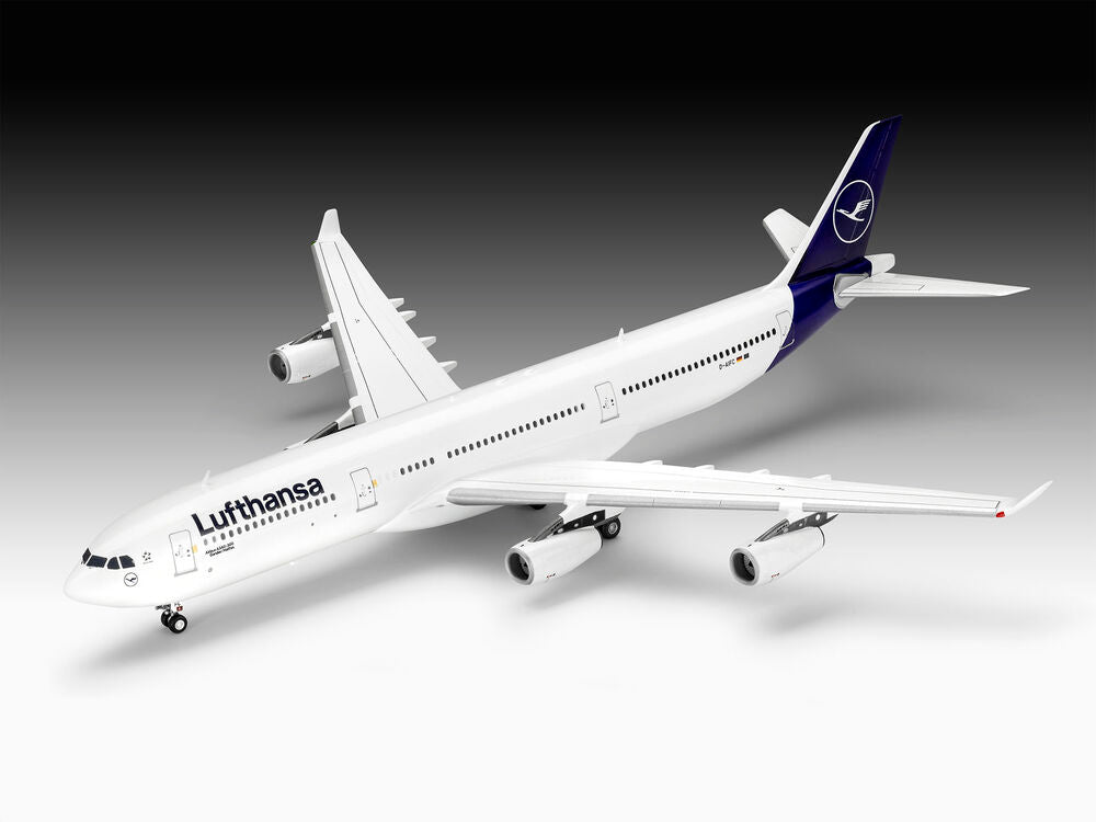 A340-300 Lufthansa New Livery