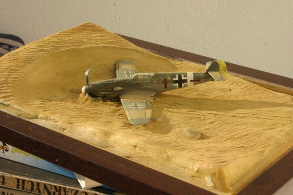 BF-109G-4/trop Shiess
