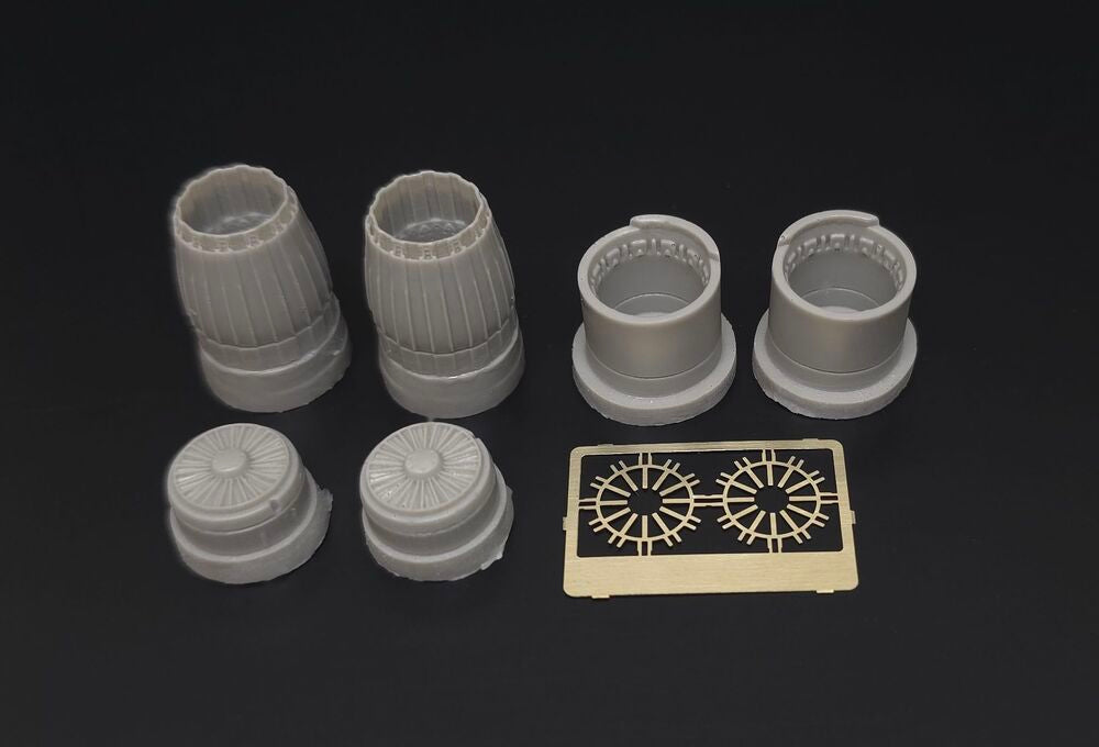MiG-29A engine nozzles