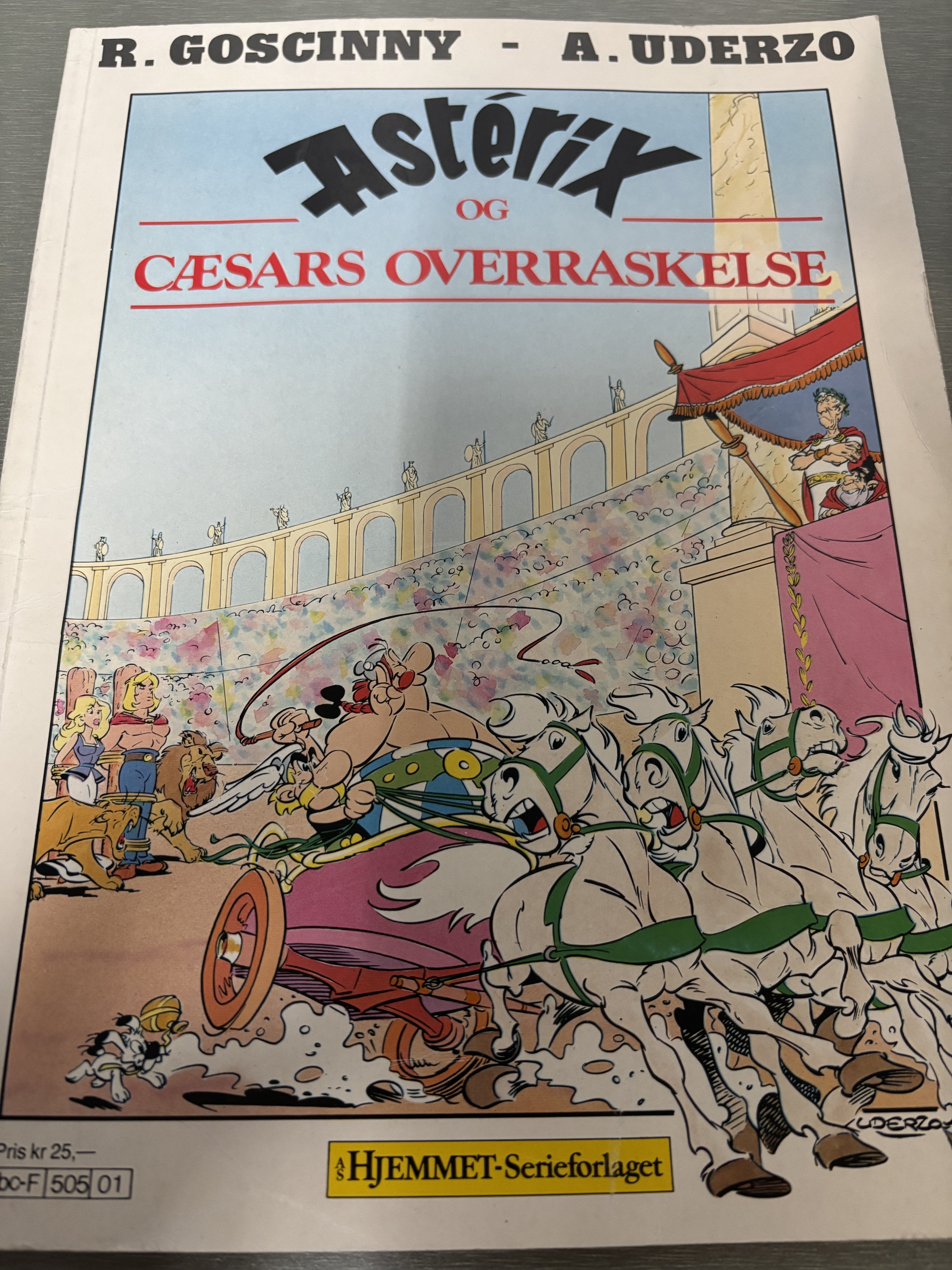 Asterix og Cæsars overraskelse. 1985. Tegneseriealbum.