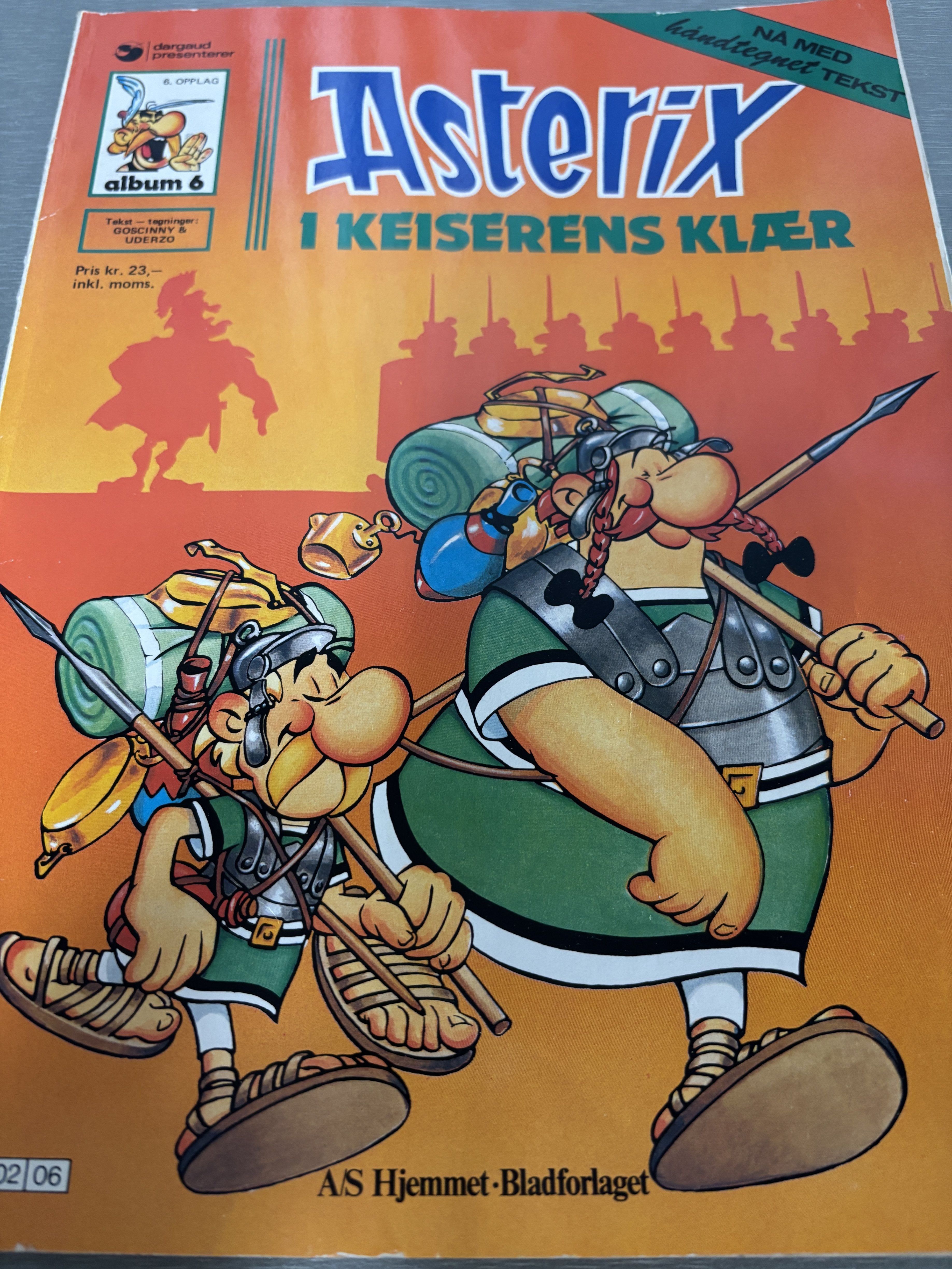 Asterix i Keiserens klær (Album 6). 1970-/80-tallet utgave. Tegneseriealbum.
