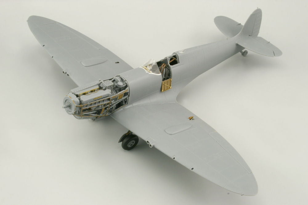 Spitfire Mk.IX exterior für Tamiya