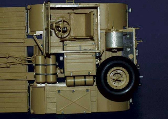18t Zugkraftwagen Famo mit Tiefladeanhg. für Pz.Kpfw.Sd.Ah.116 Fotoätzsatz