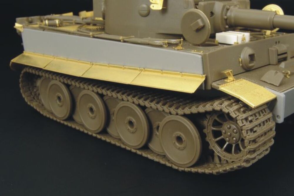 TIGER I FENDERS  initial prod
