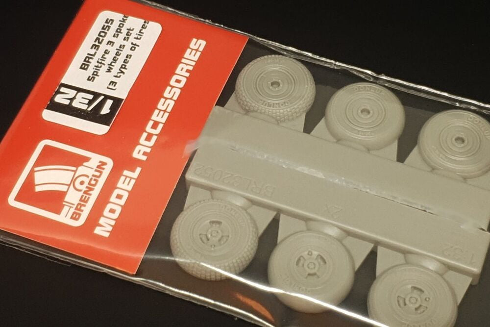 Spitfire 3 spoke wheels set (3 types of tires)