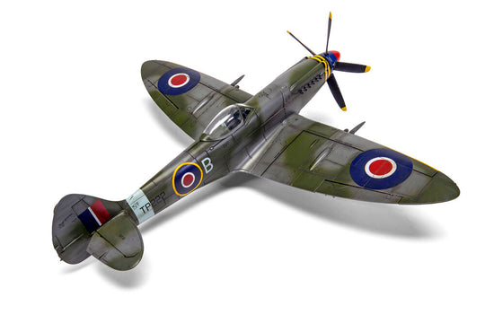 Supermarine Spitfire F Mk.XVIII