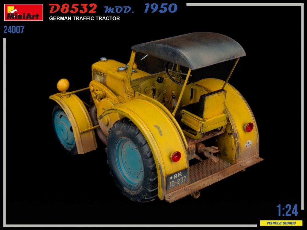 German Traffic Tractor D8532  Mod.1950