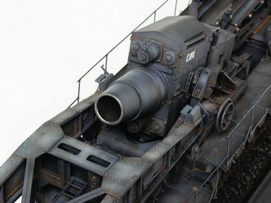 Mörser Karl Gerät 040/041 auf Eisenbahn-Transport-Trailer