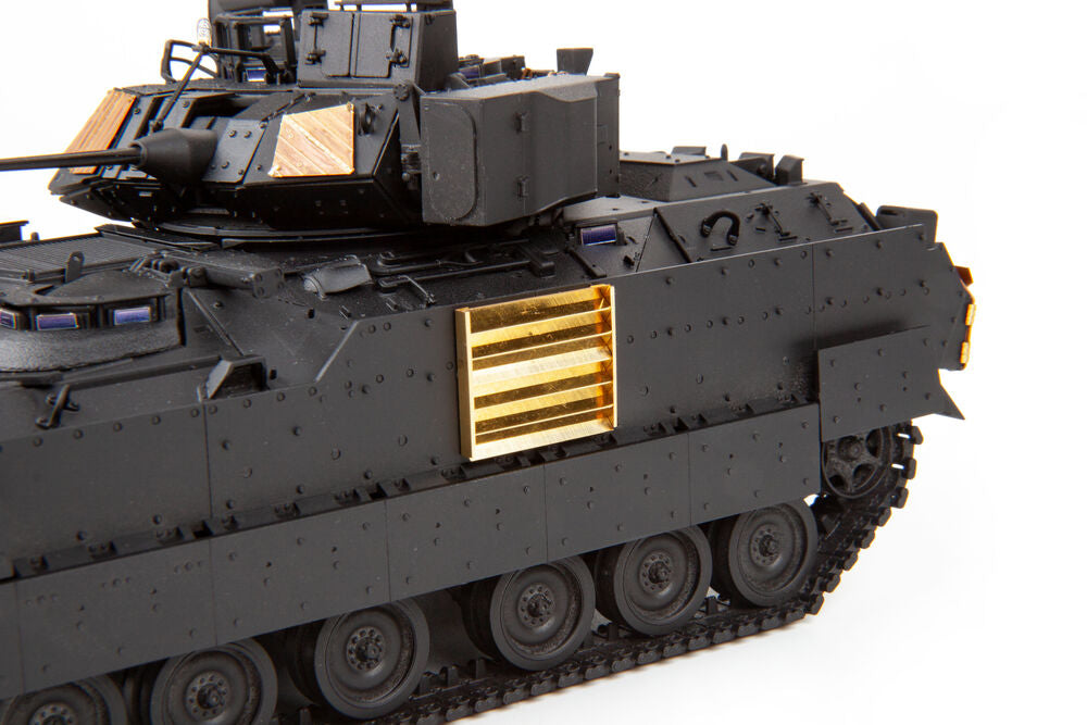 M2 Bradley  MAGIC FACTORY