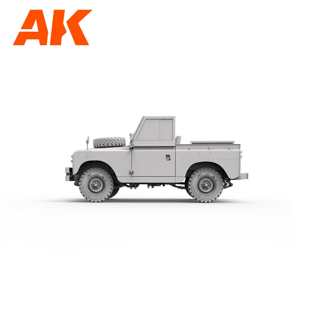 Land Rover 88 Series IIA Rover 8  1/35
