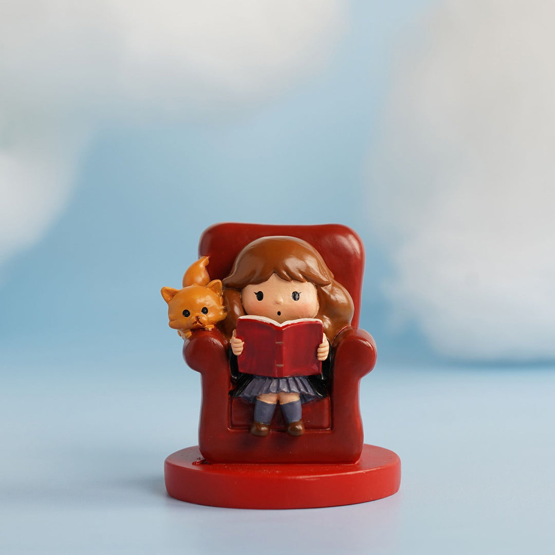 Harry Potter Back To Hogwarts Figurine - Hermione Crookshanks