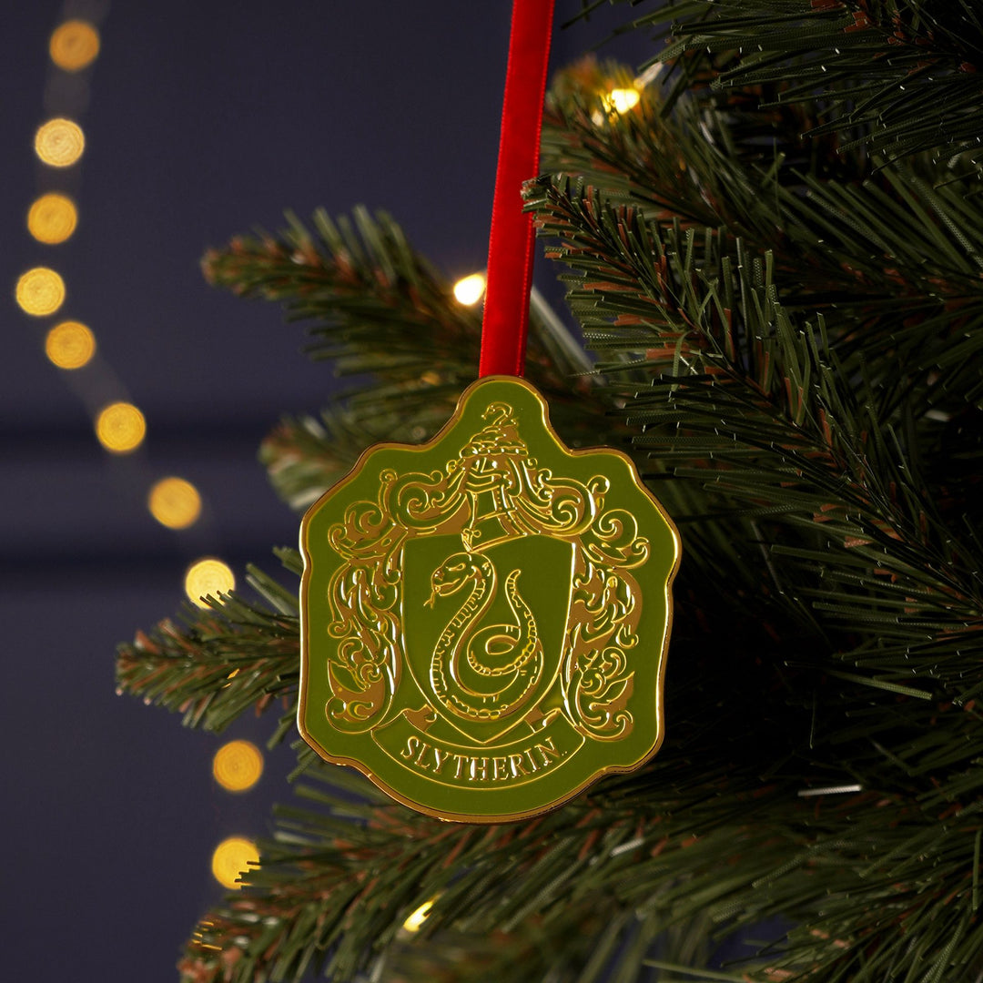 Harry Potter Alumni Metal Epoxy Hanging Dec - Slytherin